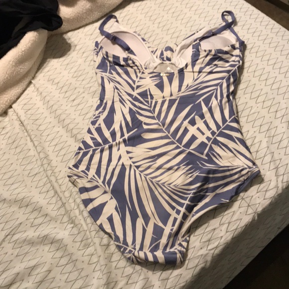 Calvin Klein swimsuit - Picture 5 of 7